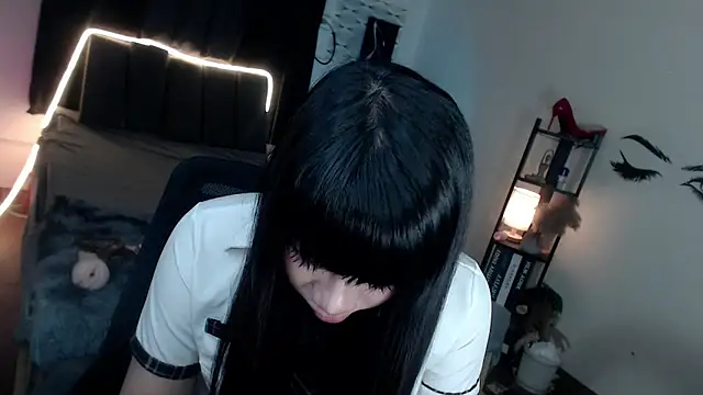 Veniceseduction online show from March 26, 2026, 8:07 pm