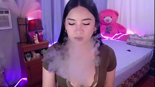 Snapshot of wild_flowerx chatting on October 5, 2025, 10:22 pm wild flowerx online show from October 5, 2025, 10:22 pm