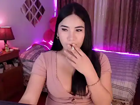 Snapshot of wild_flowerx chatting on September 18, 2025, 4:37 am wild flowerx online show from September 18, 2025, 4:37 am