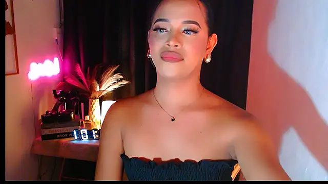 Snapshot of Lorainnelustts chatting on November 27, 2025, 1:11 pm Lorainnelustts online show from November 27, 2025, 1:11 pm