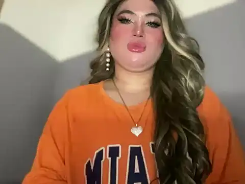 Naughtyrosecum online show from October 8, 2025, 3:24 pm