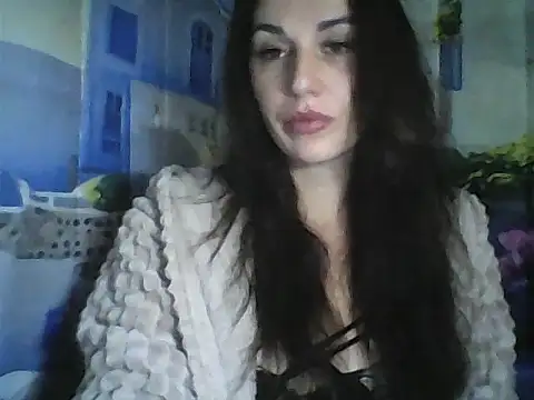 Qinini online show from October 15, 2025, 8:28 pm