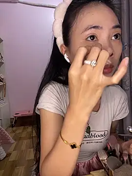 Dau-Tayy online show from December 1, 2025, 9:43 am