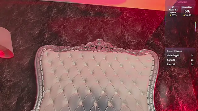 MirandaSould online show from December 20, 2025, 1:08 am