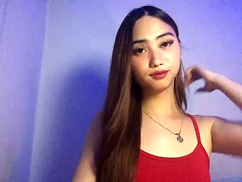 Kiah Wyatt online show from November 20, 2025, 7:42 am