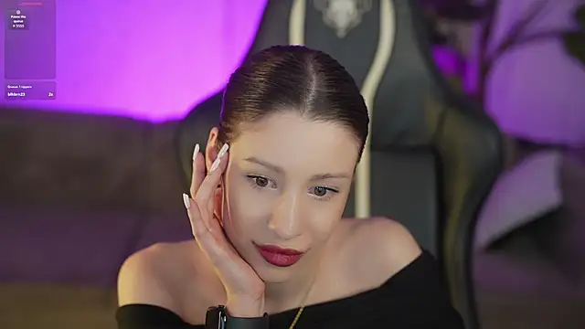 Selena Glow online show from February 20, 2026, 6:26 am