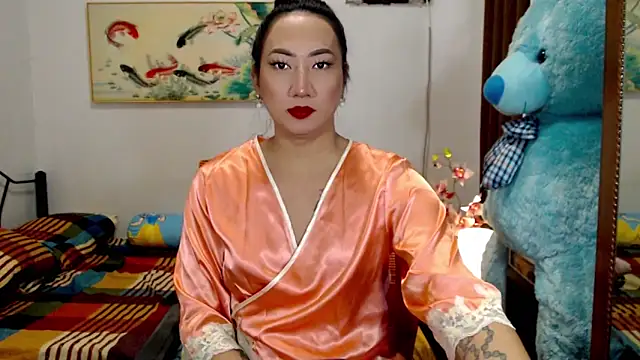 LovelyQueen69 online show from September 14, 2025, 10:43 pm