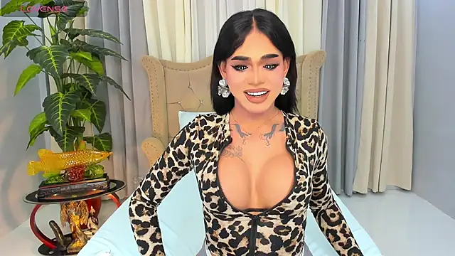 MochaliciousTransOnTop online show from March 31, 2026, 4:53 pm