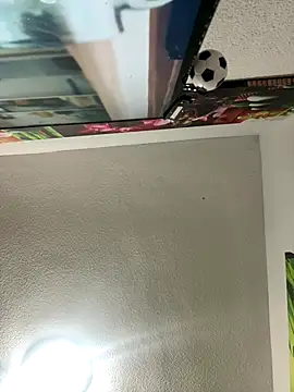 Snapshot of aavrdvh33 chatting on November 12, 2025, 12:15 am aavrdvh33 online show from November 12, 2025, 12:15 am