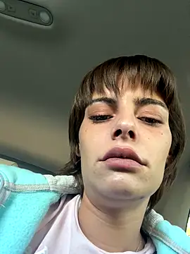 sweetchery999999 online show from September 18, 2025, 9:23 am