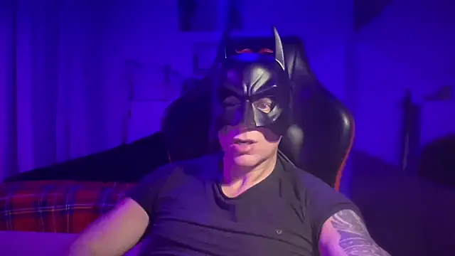 HardMattSteel online show from January 6, 2026, 11:31 pm