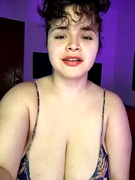 Snapshot of SeleneLuminari8 chatting on November 6, 2025, 1:37 pm SeleneLuminari8 online show from November 6, 2025, 1:37 pm