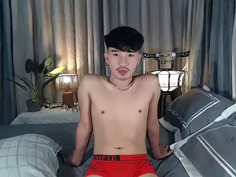 cute richard24 online show from November 6, 2025, 8:51 am