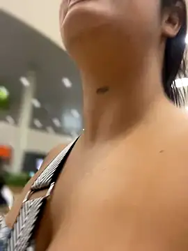 Kaily Sweet16 online show from September 8, 2025, 7:35 pm