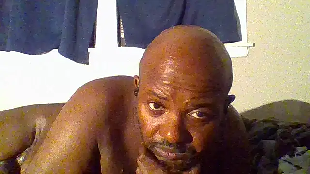 Snapshot of JezOne555 chatting on April 3, 2026, 3:35 am JezOne555 online show from April 3, 2026, 3:35 am