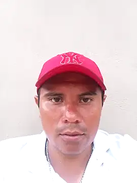 Snapshot of Luk909090 chatting on June 16, 2026, 12:54 am Luk909090 online show from June 16, 2026, 12:54 am