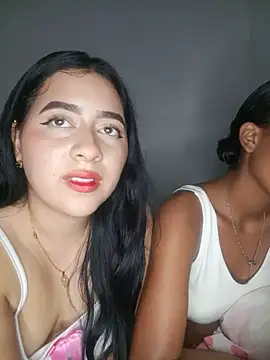 Chloe Sky love online show from June 6, 2026, 3:23 am