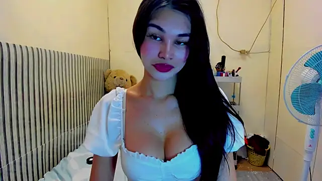 Ms Monica online show from November 18, 2025, 2:38 am