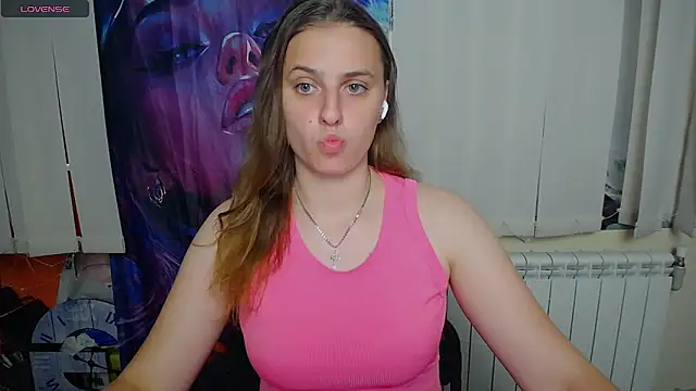 AmandaDimond  online show from June 7, 2026, 1:16 pm