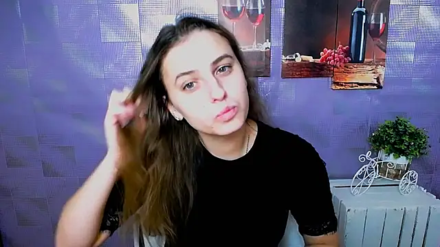 Snapshot of AmandaDimond_ chatting on November 10, 2025, 1:05 pm AmandaDimond online show from November 10, 2025, 1:05 pm