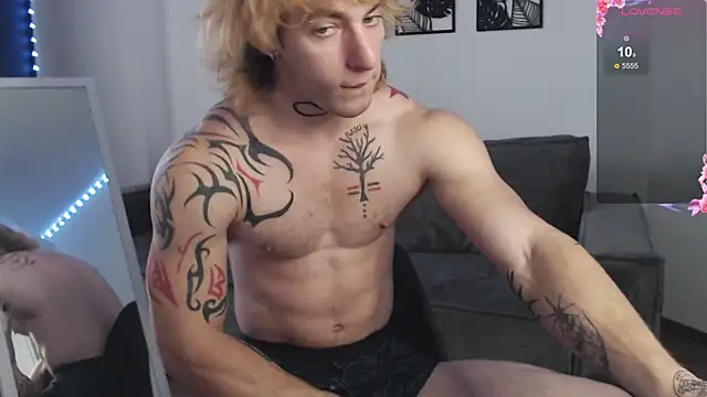 Snapshot of Brendan__Piks chatting on October 19, 2025, 10:18 am Brendan Piks online show from October 19, 2025, 10:18 am