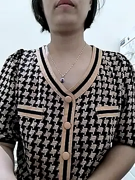 love sexy090 online show from November 8, 2025, 12:31 pm