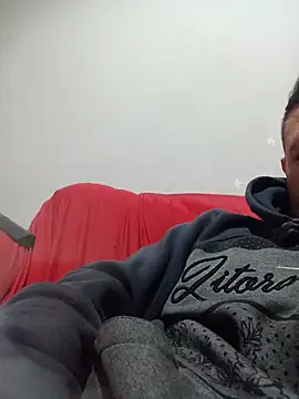 Suamulherfeliz online show from June 17, 2026, 10:36 am