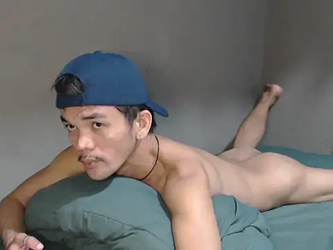 Natsboii online show from May 11, 2026, 11:44 am