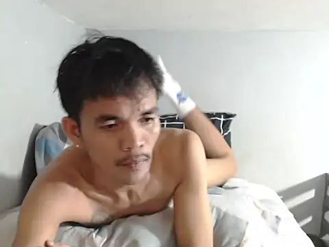 Natsboii online show from April 13, 2026, 10:52 am