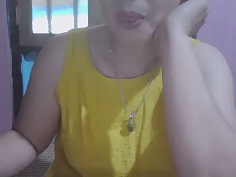 Snapshot of Hachi077 chatting on April 12, 2026, 2:15 am Hachi077 online show from April 12, 2026, 2:15 am