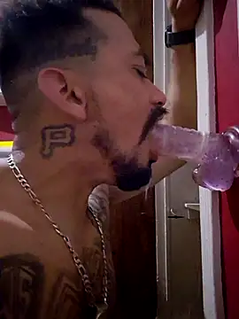 Snapshot of Cnutt310 chatting on October 2, 2025, 9:56 am Cnutt310 online show from October 2, 2025, 9:56 am