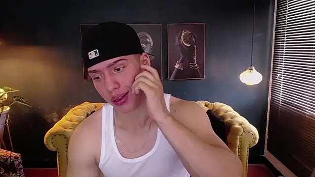 Snapshot of deivid_parker chatting on February 5, 2026, 2:35 pm deivid parker online show from February 5, 2026, 2:35 pm