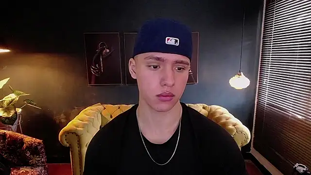 Snapshot of deivid_parker chatting on March 4, 2026, 2:03 pm deivid parker online show from March 4, 2026, 2:03 pm