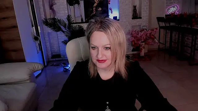 Snapshot of MariemLui chatting on November 3, 2025, 1:47 pm MariemLui online show from November 3, 2025, 1:47 pm