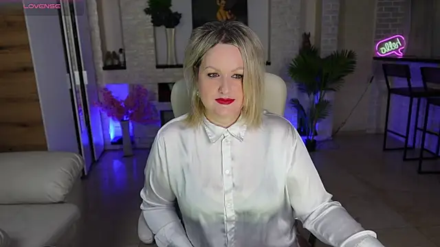 MariemLui online show from April 5, 2026, 2:46 pm