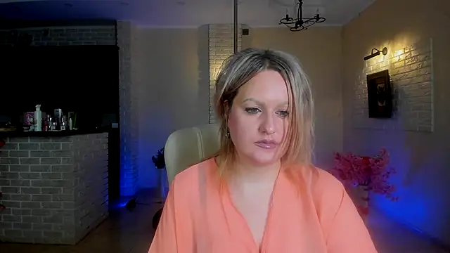 Snapshot of MariemLui chatting on November 9, 2025, 3:49 pm MariemLui online show from November 9, 2025, 3:49 pm