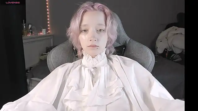 MelissaReis online show from March 26, 2026, 8:34 am