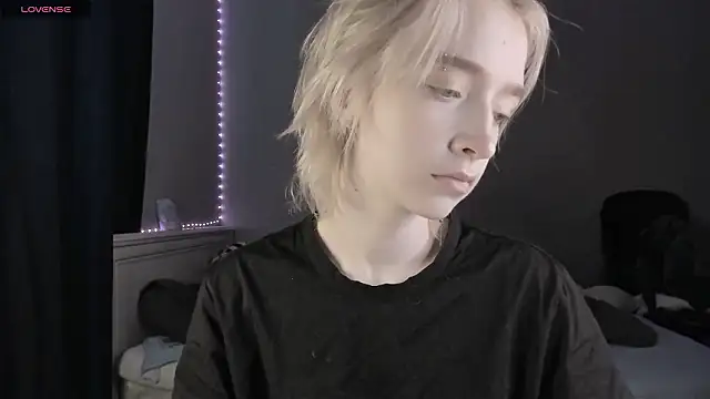 MelissaReis online show from February 14, 2026, 9:31 am