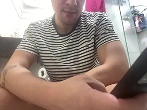 Snapshot of jeff_pepoer chatting on July 23, 2026, 12:13 pm jeff pepoer online show from July 23, 2026, 12:13 pm