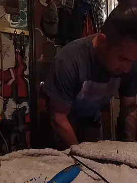 Snapshot of Twoslipperywhenwett chatting on November 12, 2025, 8:56 pm Twoslipperywhenwett online show from November 12, 2025, 8:56 pm