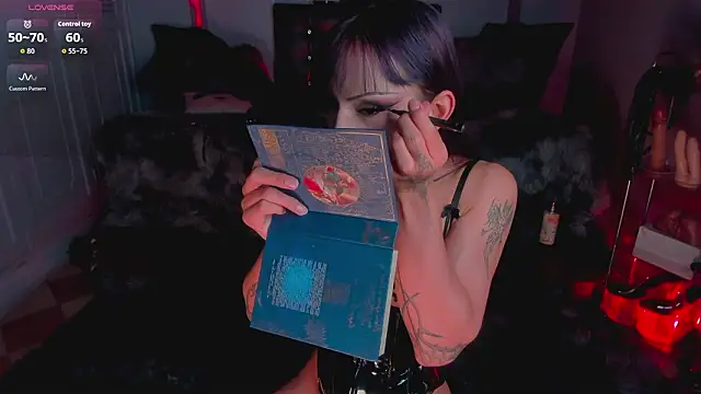 Draculairis online show from February 6, 2026, 2:02 pm