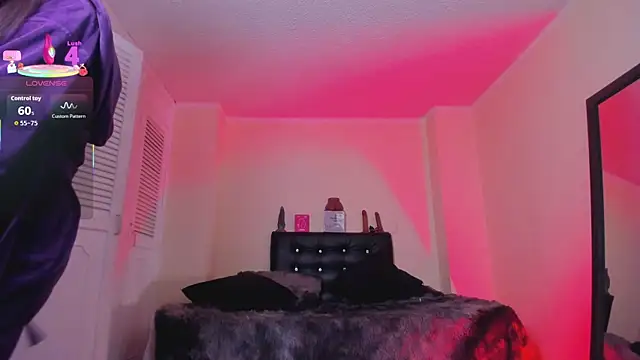 Draculairis online show from September 27, 2025, 3:07 pm