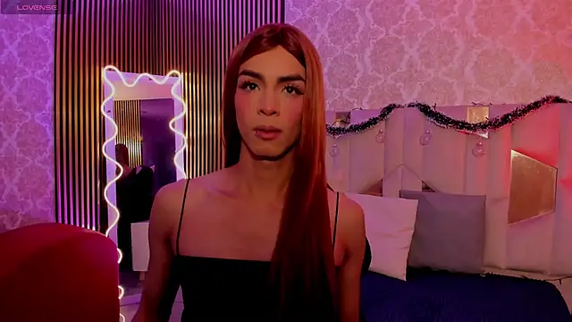 LIHIAN TAY online show from November 29, 2025, 3:50 am