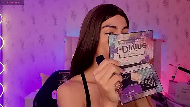 LIHIAN TAY online show from March 8, 2026, 12:30 pm