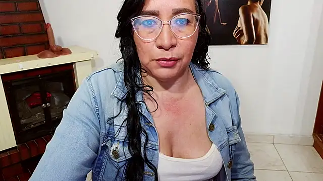 Grace mature milf online show from November 5, 2025, 10:18 am