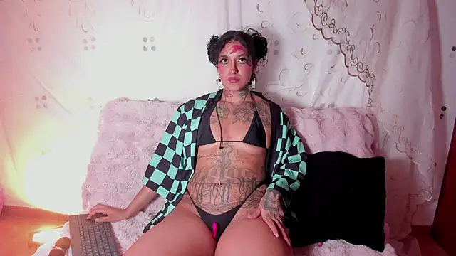 kinkyboat23 online show from April 19, 2026, 6:10 pm