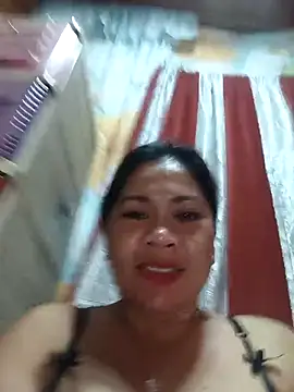 Snapshot of sexybitch_02 chatting on December 16, 2025, 2:21 pm sexybitch 02 online show from December 16, 2025, 2:21 pm