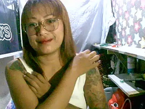 Snapshot of Hotmorena1007 chatting on May 18, 2026, 2:55 pm Hotmorena1007 online show from May 18, 2026, 2:55 pm
