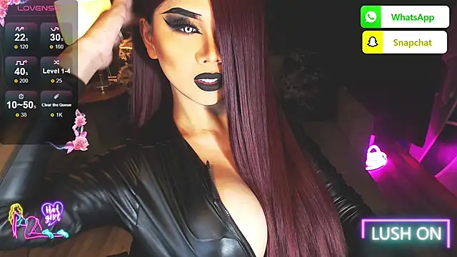 Snapshot of KarlaFrost chatting on June 6, 2026, 5:07 pm KarlaFrost online show from June 6, 2026, 5:07 pm