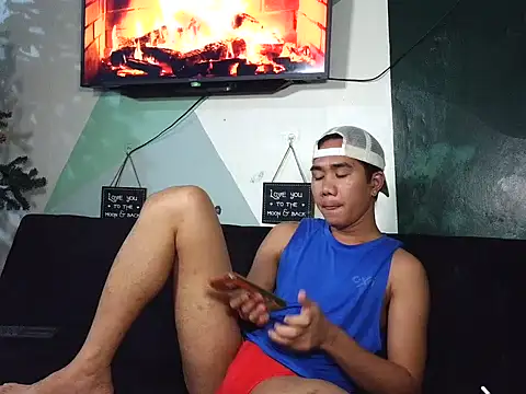 Snapshot of Darkevion chatting on October 9, 2025, 2:06 pm Darkevion online show from October 9, 2025, 2:06 pm